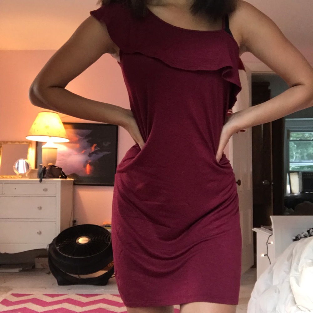 maroon flowy dress